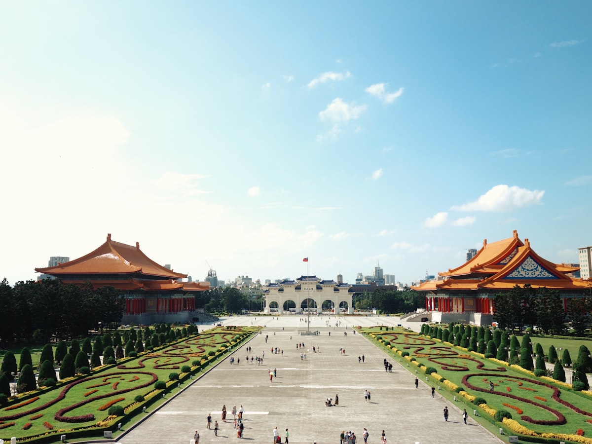 Taipei Landmark Sightseeing and Asian Cultural Experiences via KKday